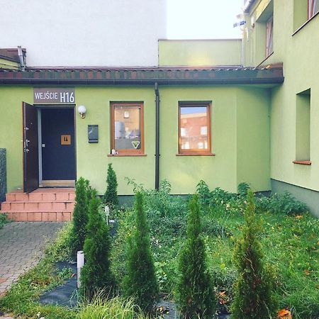 Wygodne Pokoje H16 Hostel คอร์ซุฟ ภายนอก รูปภาพ
